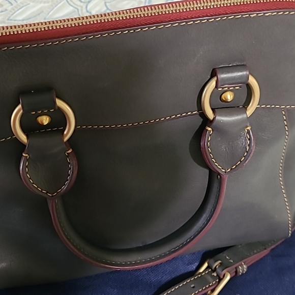 GREY Dooney and Bourke satchel Very good condition! - Picture 2 of 12